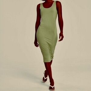 Bar III sleeveless bodycon midi dress